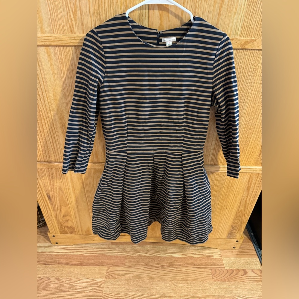 3/4 arm pocketed dress